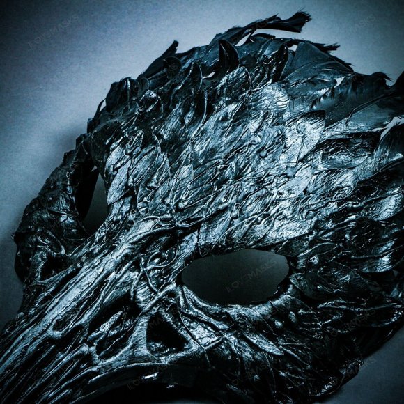 Black Raven Skull Nose w/ Feather Halloween Mask - Picture 10 of 10